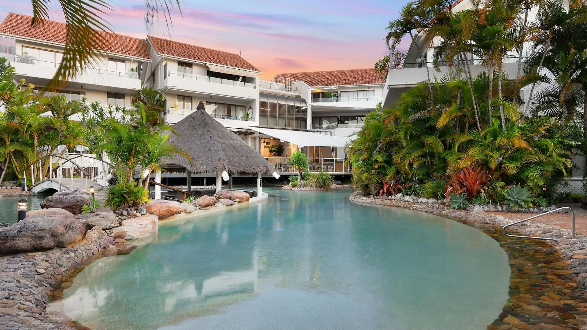 Noosa International Resort